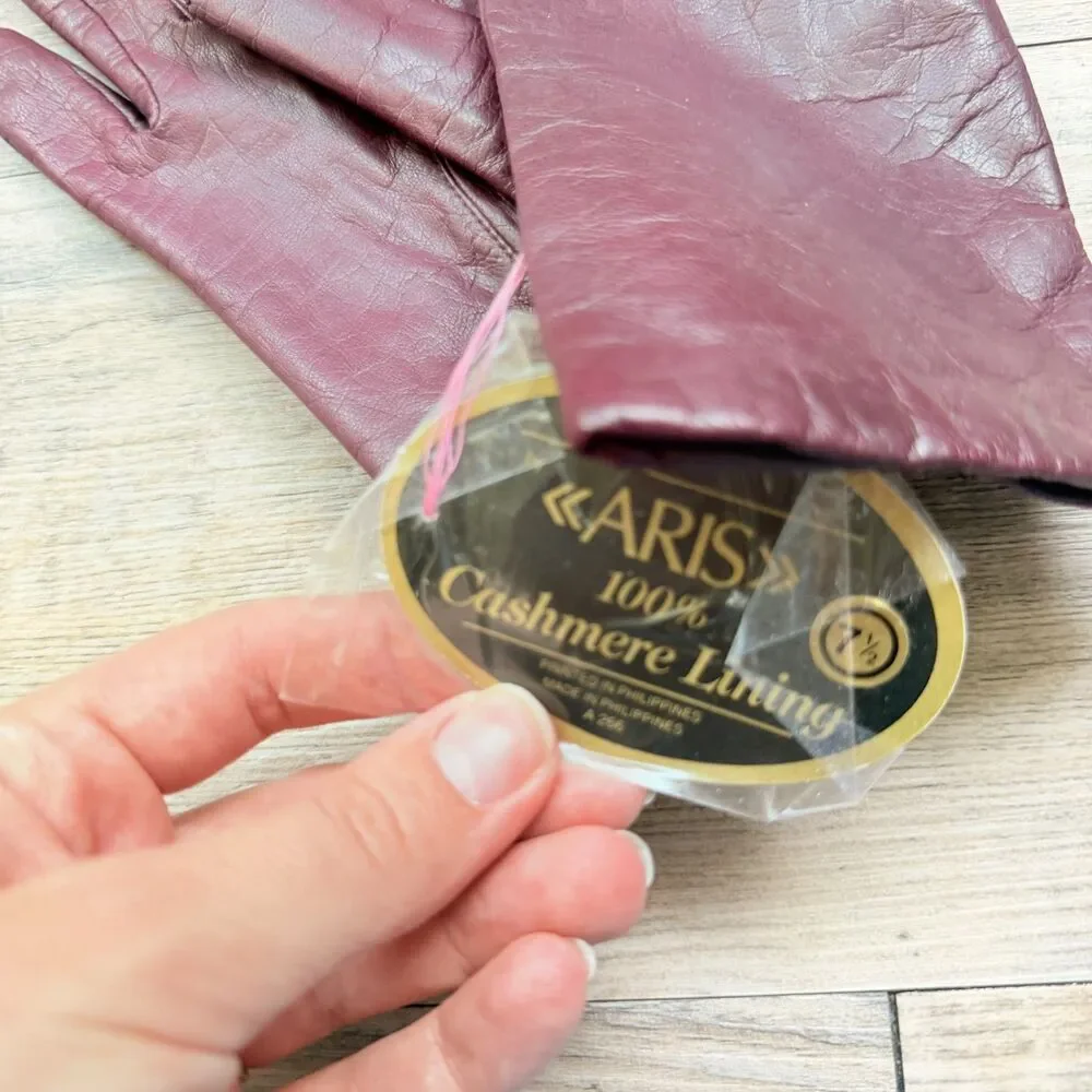 Vintage Aris Burgundy Leather Gloves Cashmere Lined Women’s Size 7.5 90s